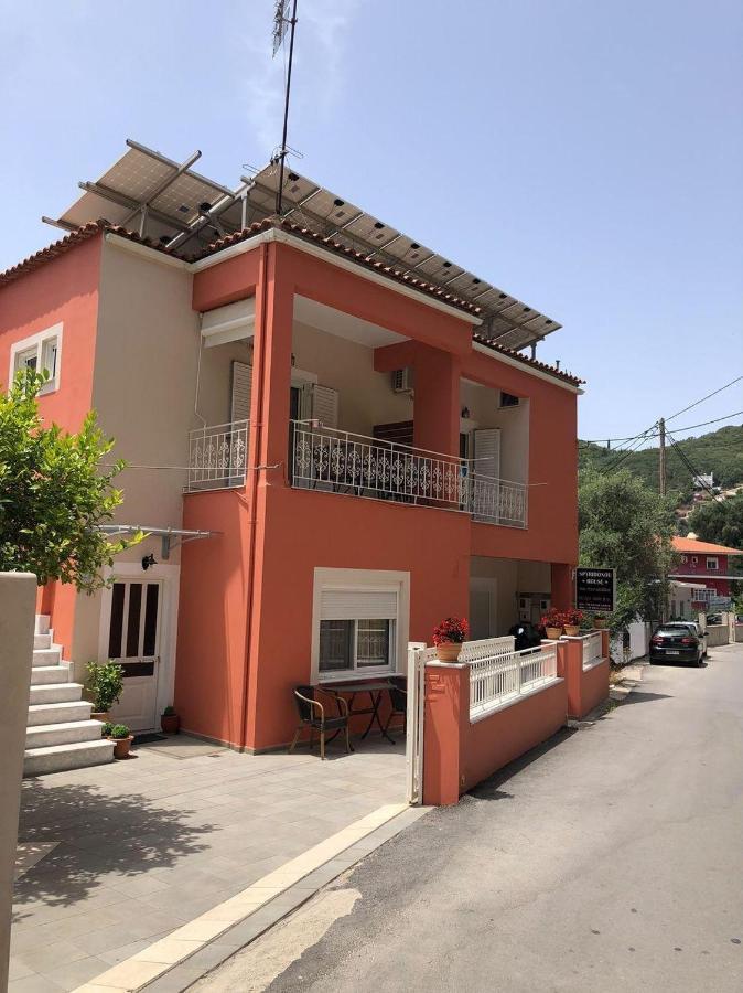 Appartement Spyridonou House à Parga Extérieur photo